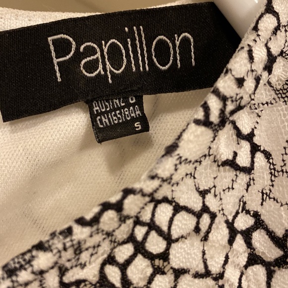 Papillon V-Neck Sleeveless Summer Dress with full lace overlay - Picture 2 of 8